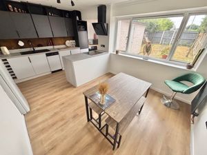 Kitchen/Diner- click for photo gallery